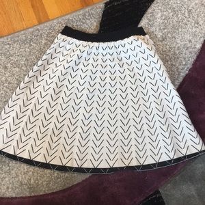 White flowy skirt unworn